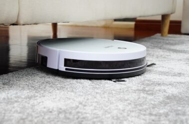 Featured Image - Robot Vacuum