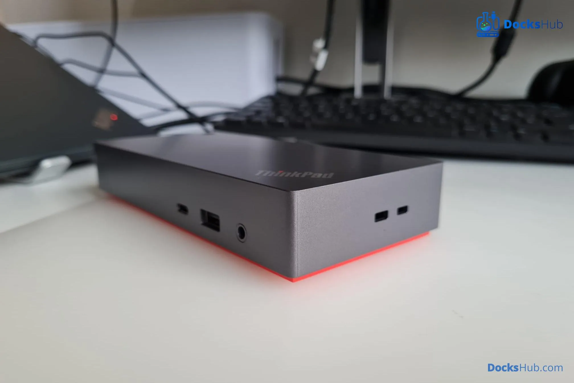 Lenovo ThinkPad Universal USB-C Dock v2 Hands-on Review