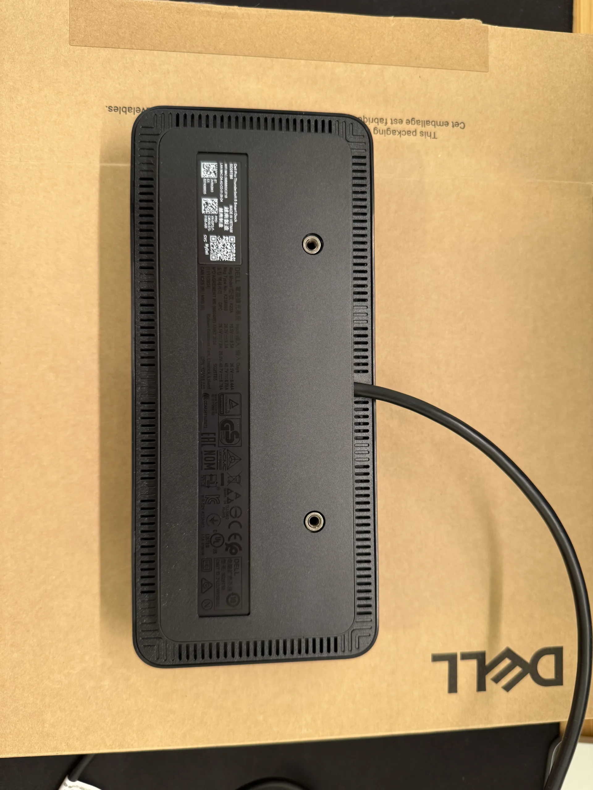 SD25TB5 Dock vesa mount