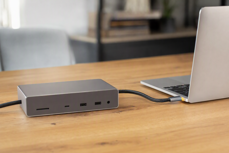 Best Docks for MacBook Pro With 140W Charging